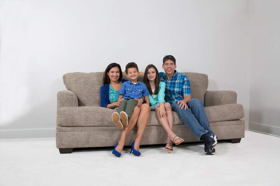 Top Winner - family on couch 761A0457 family sitting on sofa