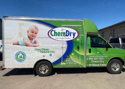 carpet cleaning truck