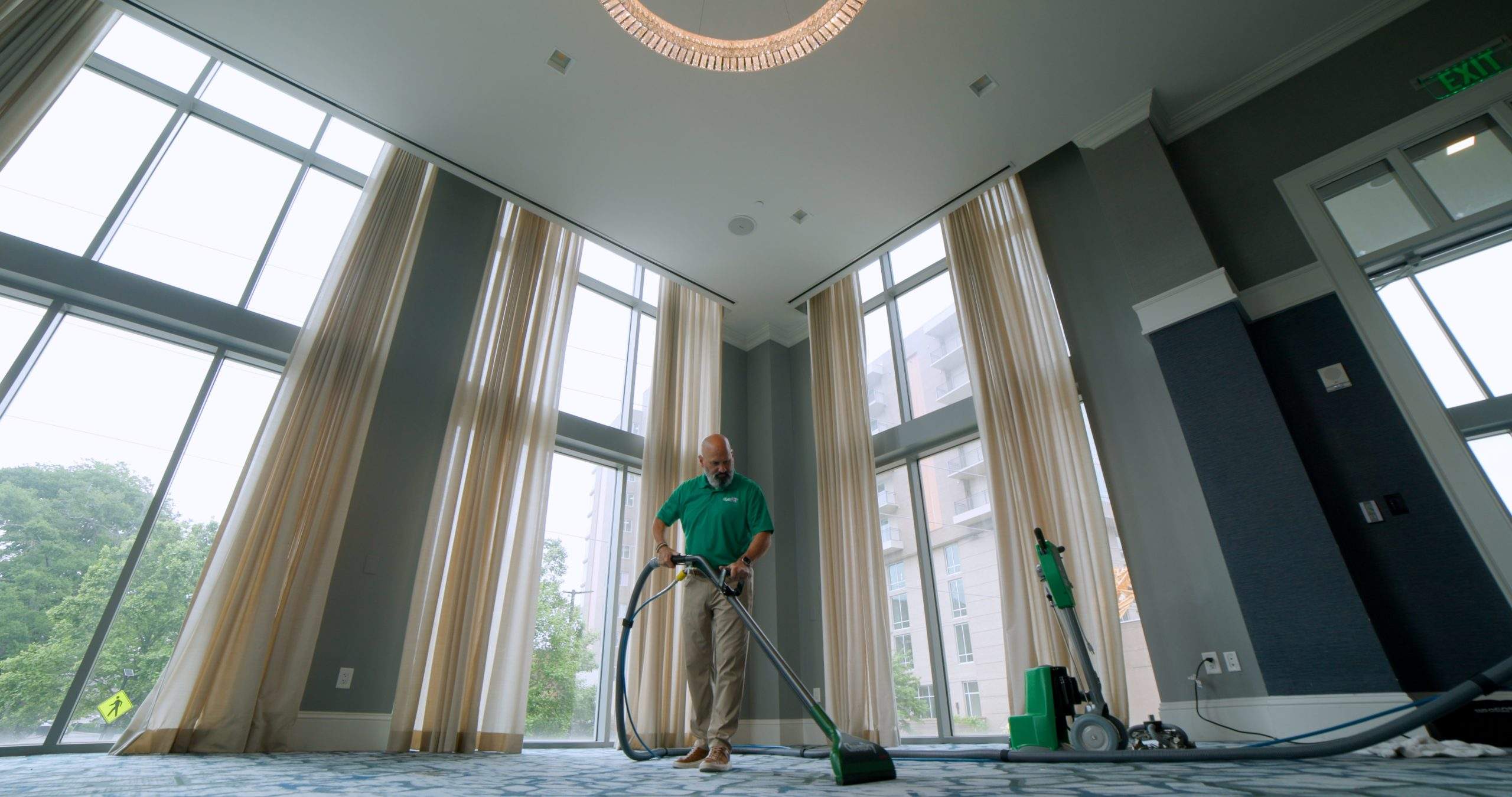 Tech cleaning hotel ballroom wide chem dry carpet cleaning equipment