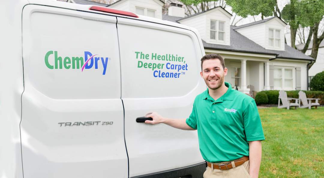 Van_Tech_2023_8800 (1) Hiring a Carpet Cleaner: What to Know